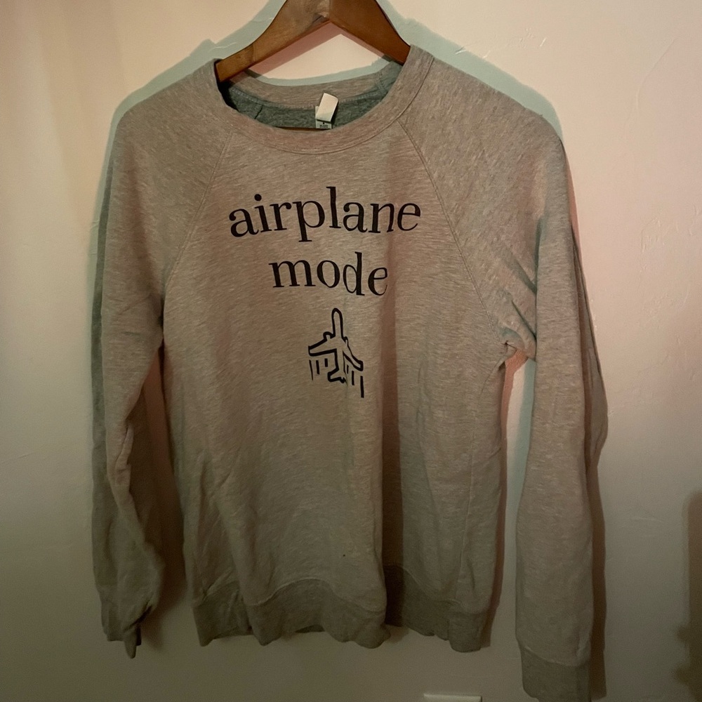 aurplane mode crewneck